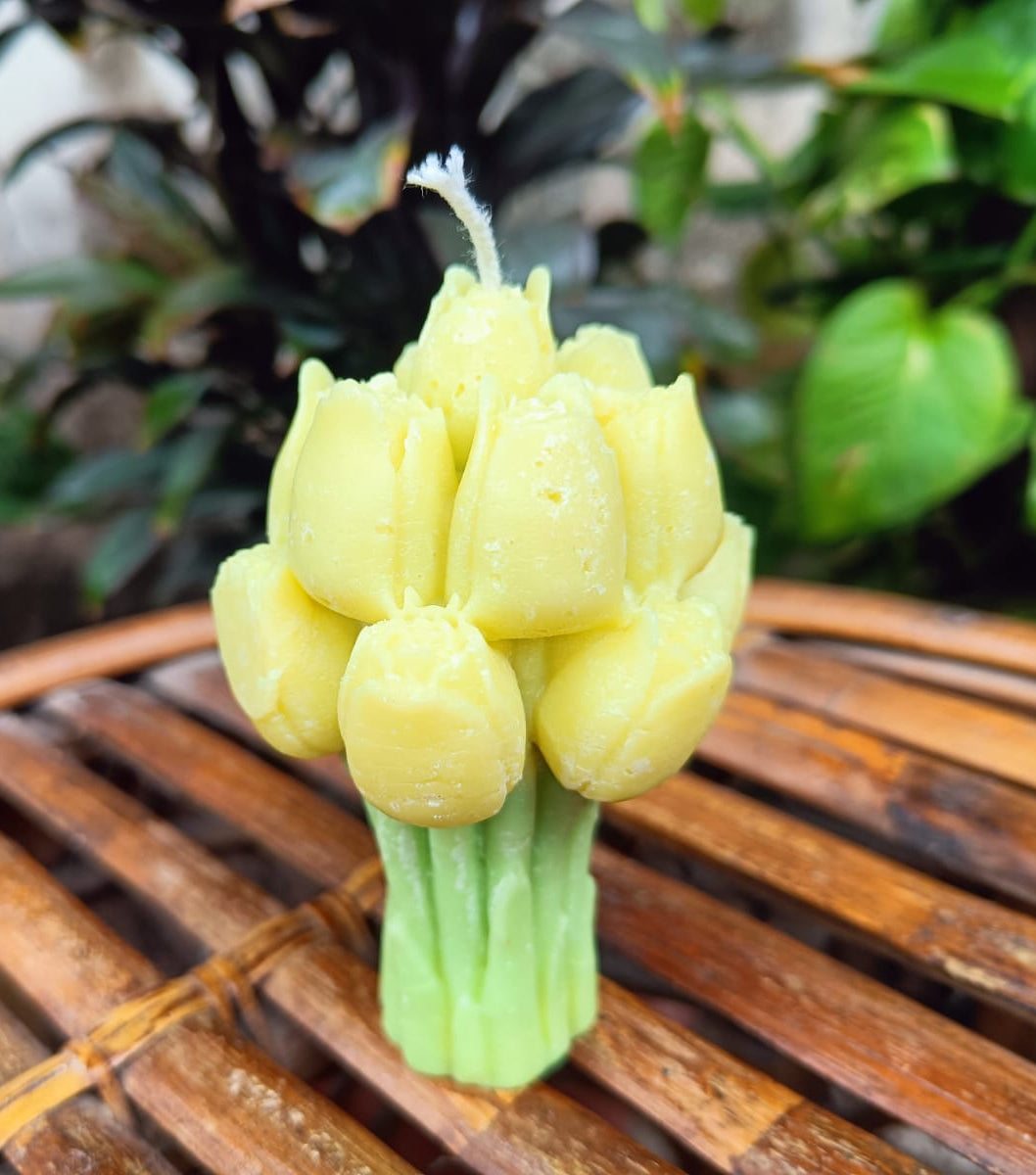 Tulip Bouquet Candle
