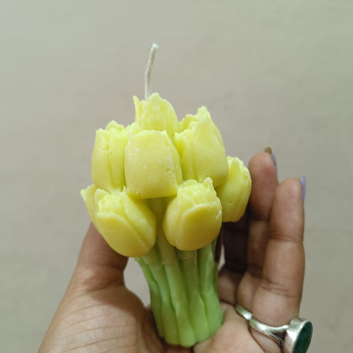 tulip bouquet candle @ candelevate