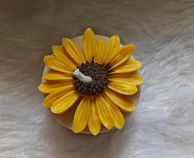 daisy candle @ candelevate